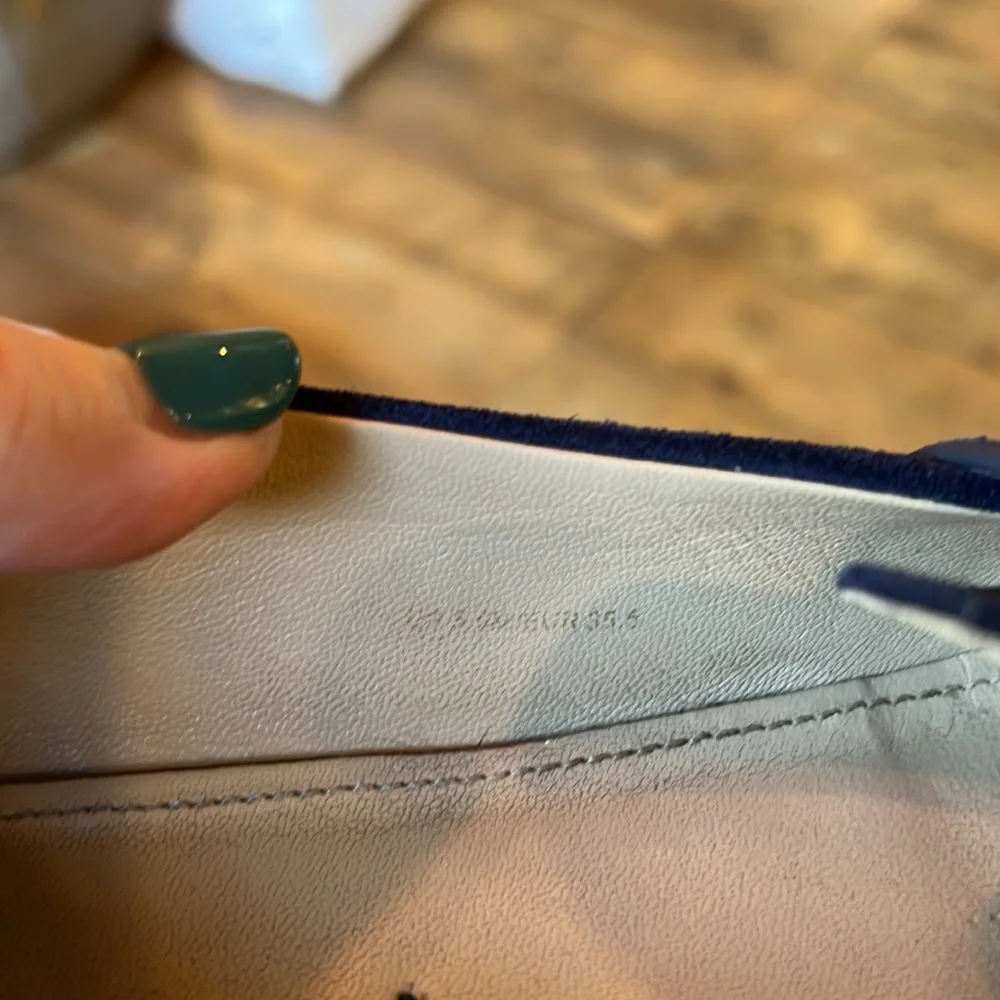 Via Spiga navy blue slip on shoes - size: 35.5 (us: 5) fits like 5.5 - Picture 5 of 7